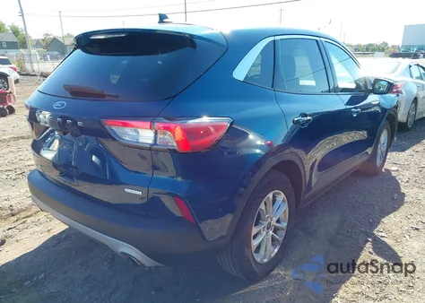 2020 Ford Escape Se z USA, uszkodzony, nr VIN 1FMCU0G68LUC19101